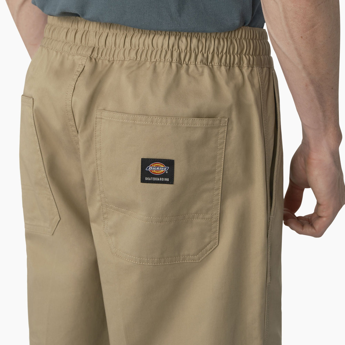 Pantalones de sarga Dickies Skateboarding Regular Summit Chef - Arena del desierto