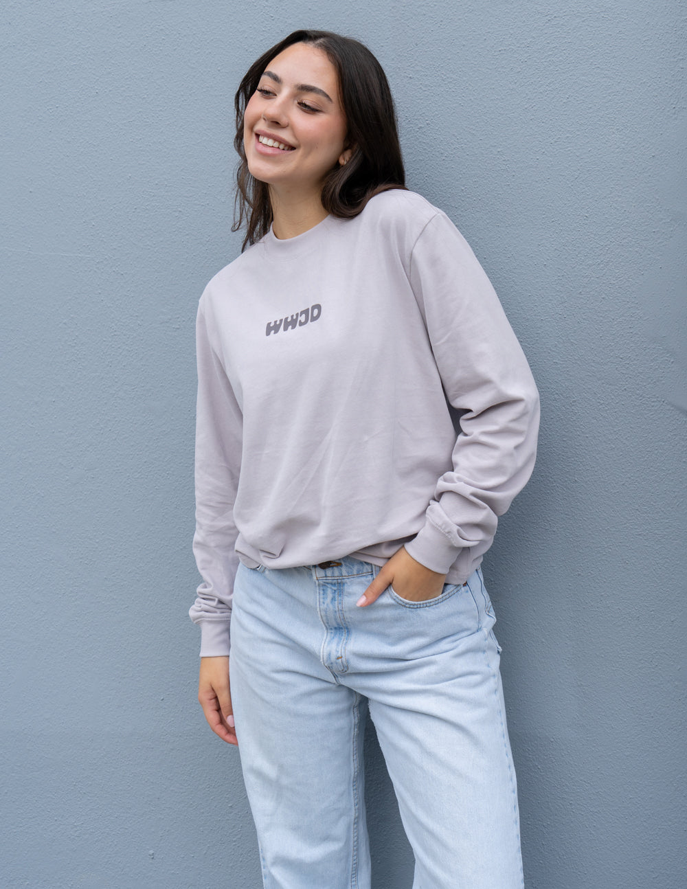 Camiseta unisex morada WWJD