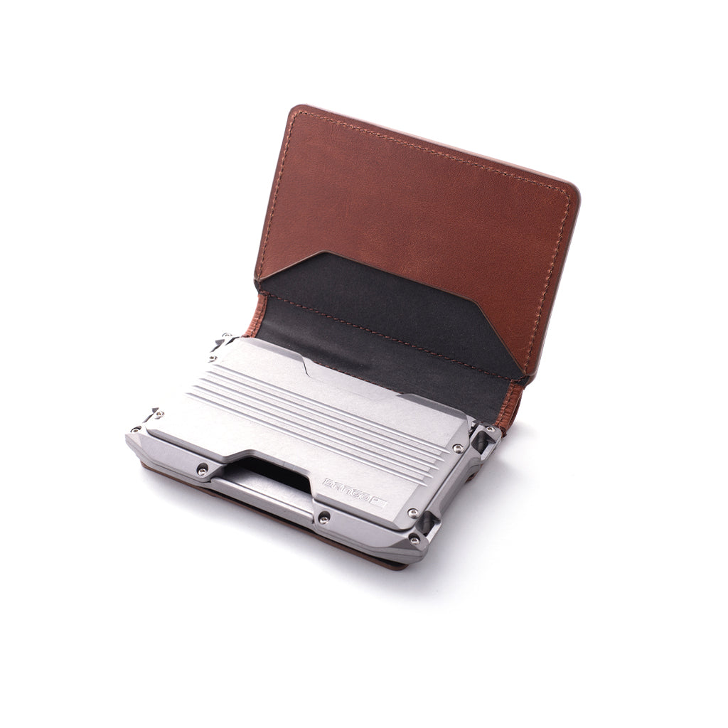 ADAPTADOR DE BOLSILLO PLEGABLE A10