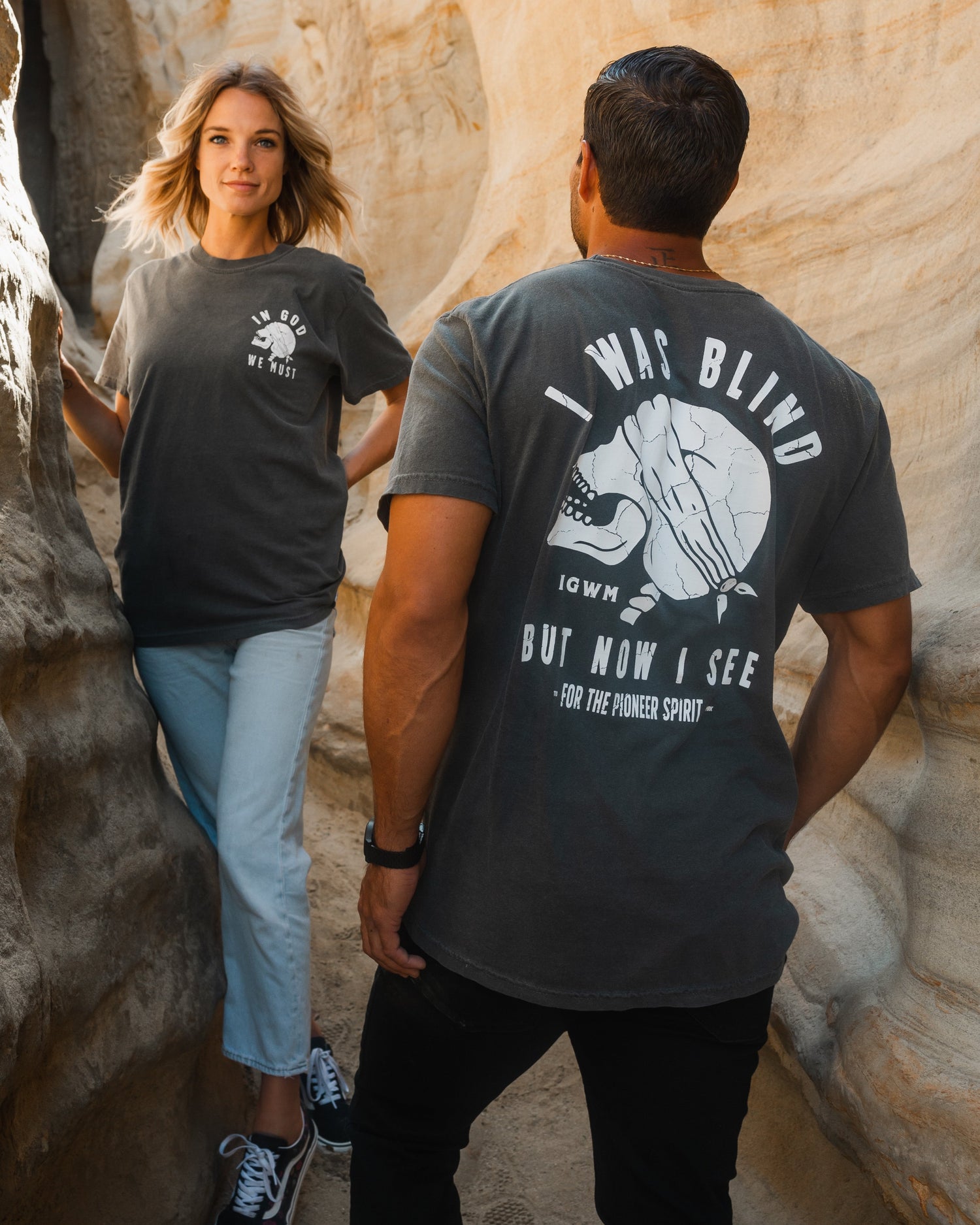 Camiseta premium con lavado mineral Amazing Grace