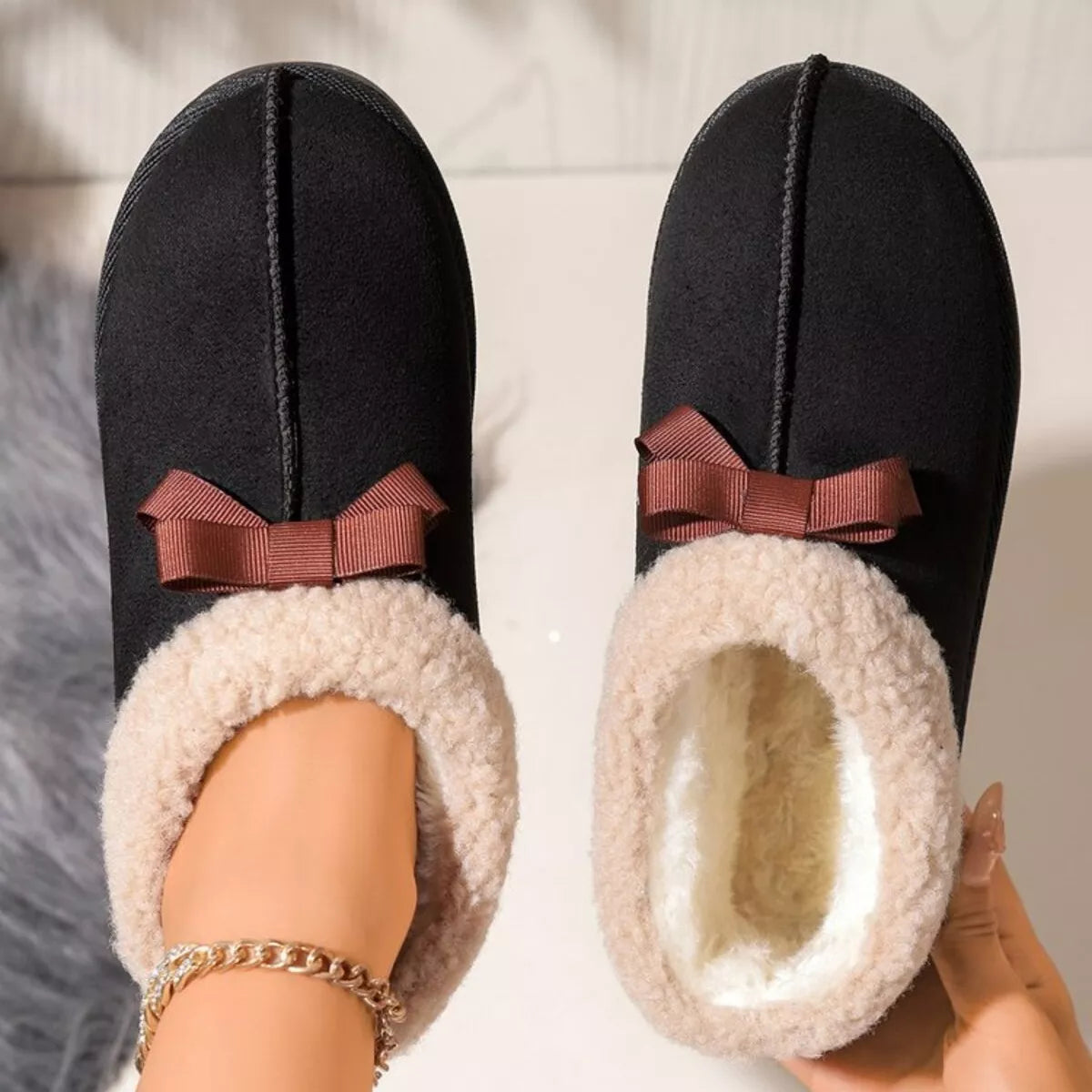 Pantuflas Forradas de Peluche Suaves con Lazo
