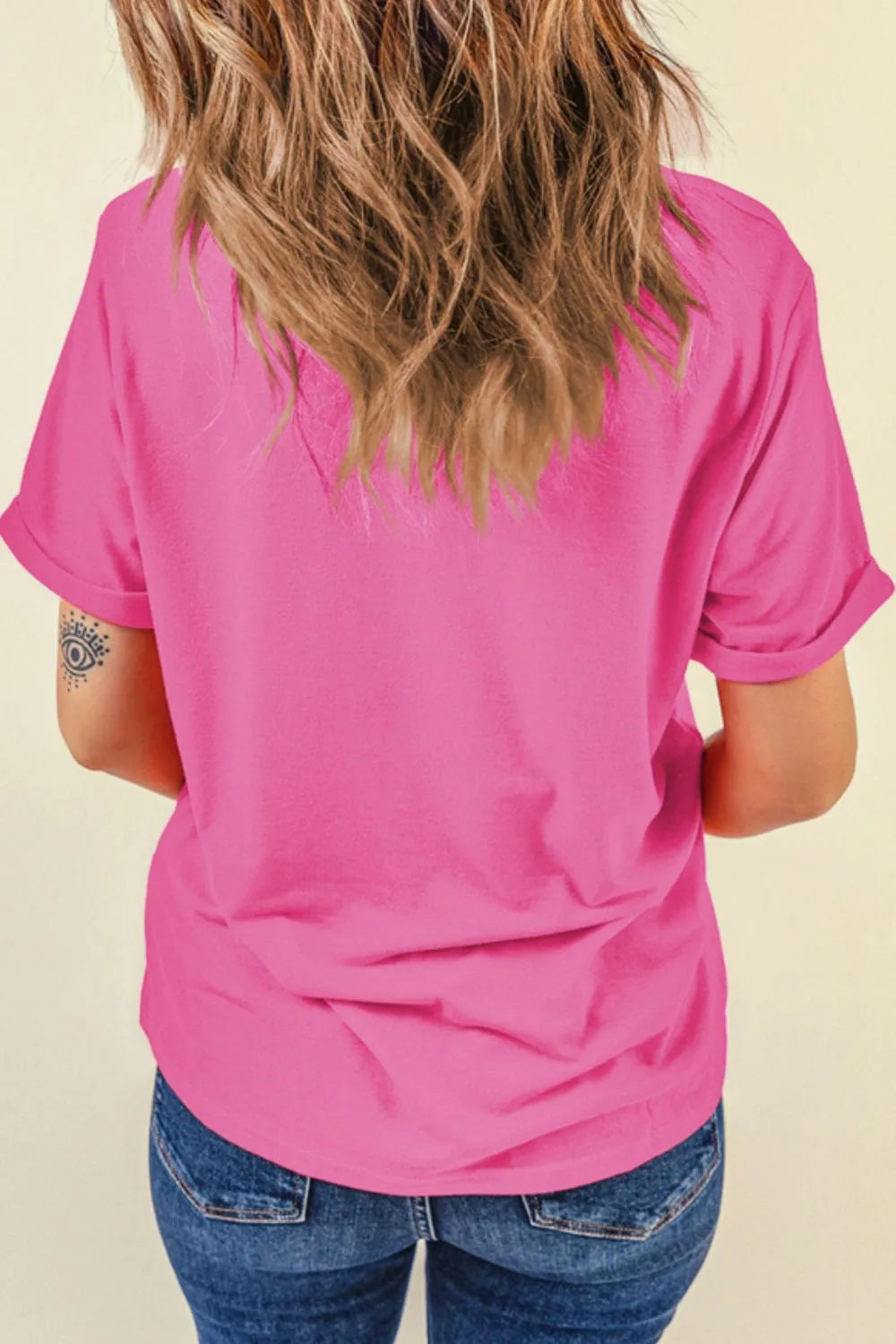 Camiseta gráfica de manga corta con cuello redondo
