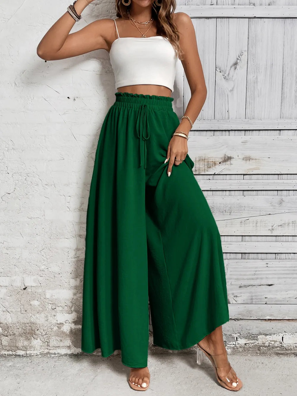 Pantalones anchos de cintura alta con lazo de miel