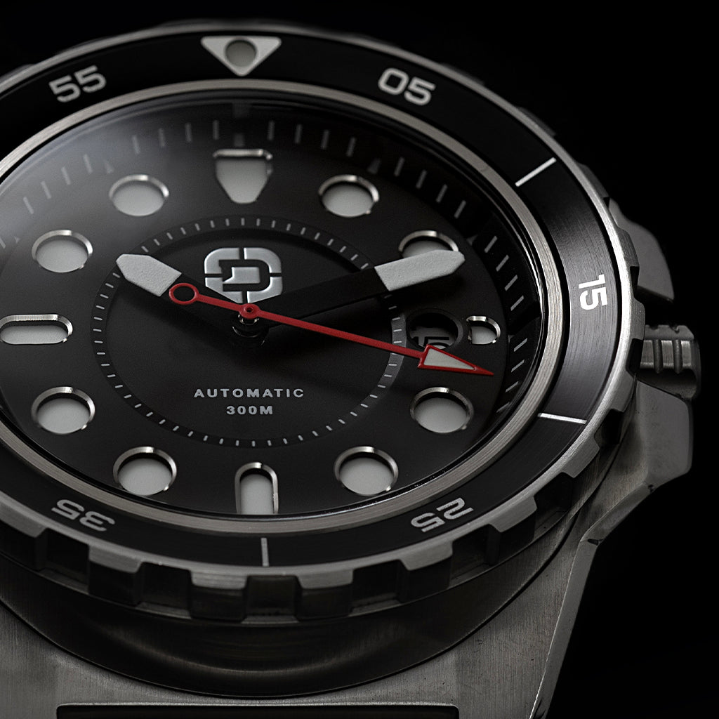 DV-02 - RELOJ DE BUCEO AUTOMÁTICO CON CORREA DEPORTIVA DE SILICONA