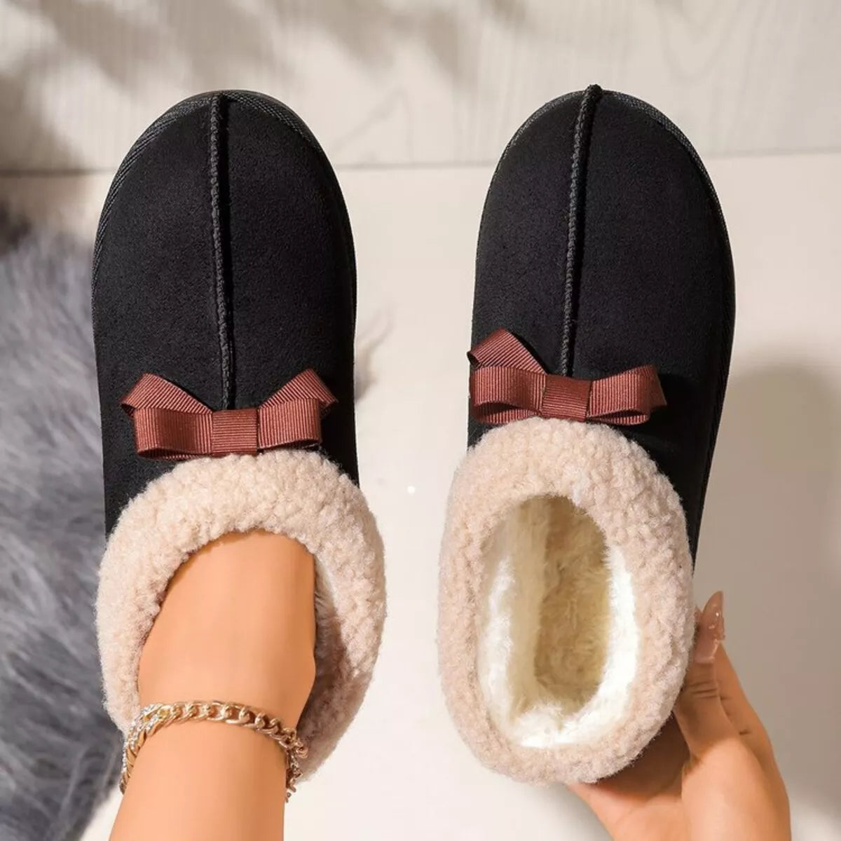 Pantuflas Forradas de Peluche Suaves con Lazo