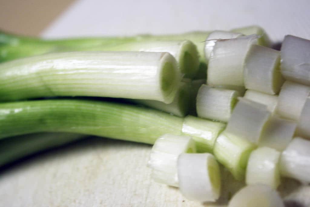 300 semillas de cebolla de racimo NEBUKA de hoja perenne, Allium fistulosum japonés