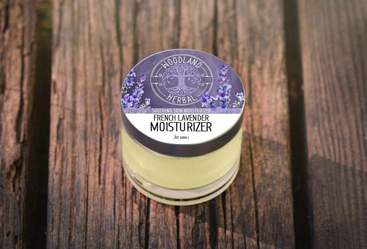 Humectante de Lavanda Francesa: Hidratante multiusos para rostro y manos, alivia la irritación y deja la piel radiante. 