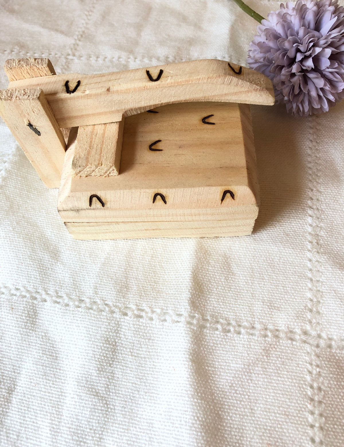 Tortillero de madera en miniatura de inspiración mexicana