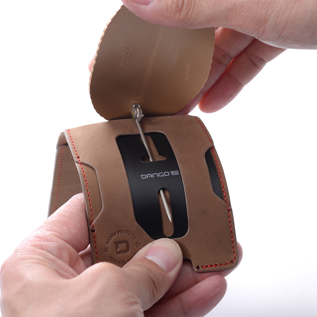 PAQUETE DE CORDÓN PARA EL CUELLO Y PORTA INSIGNIAS
