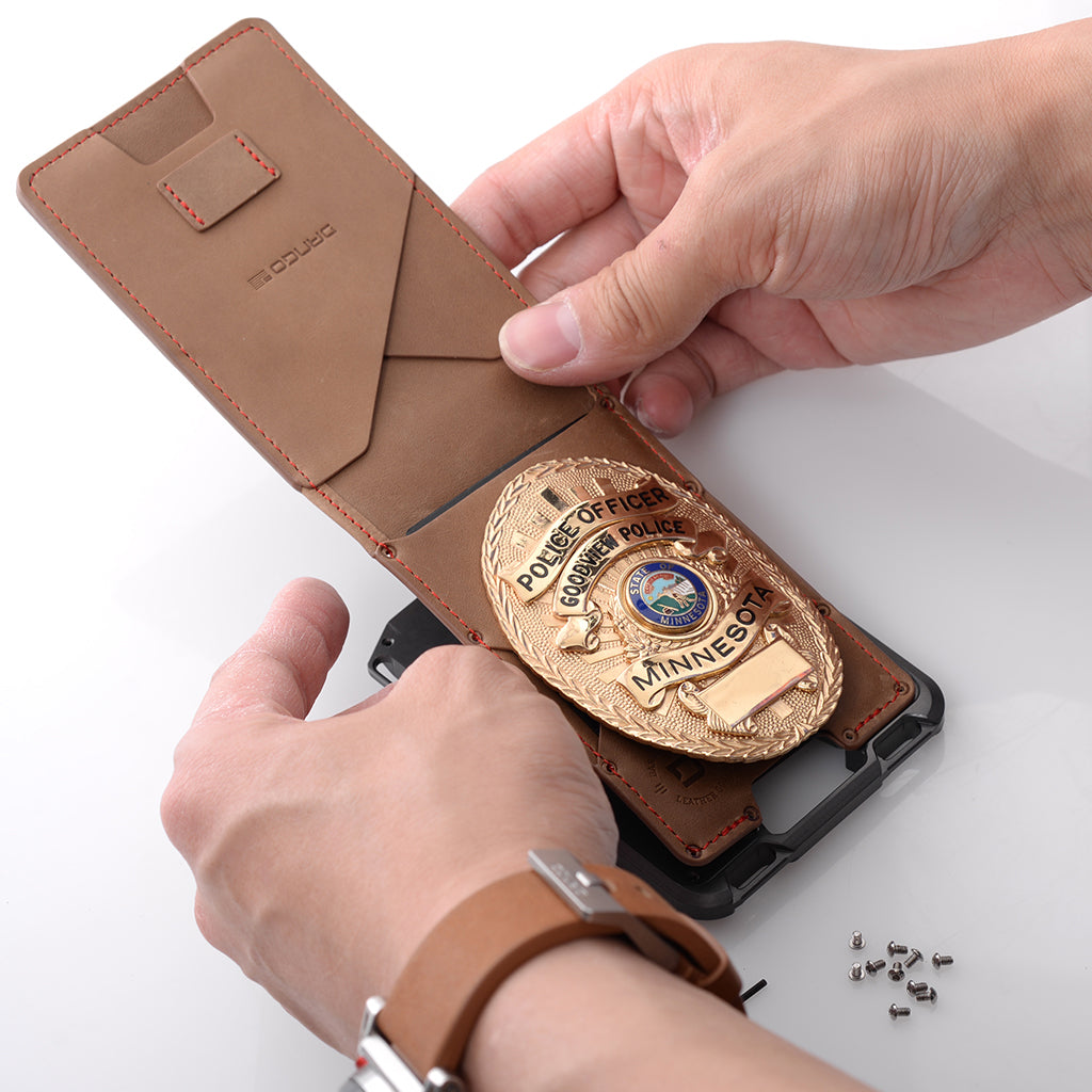 PAQUETE DE CORDÓN PARA EL CUELLO Y PORTA INSIGNIAS