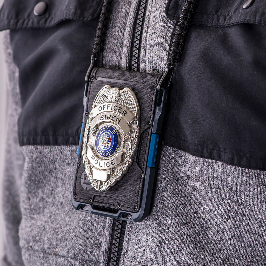 PAQUETE DE CORDÓN PARA EL CUELLO Y PORTA INSIGNIAS