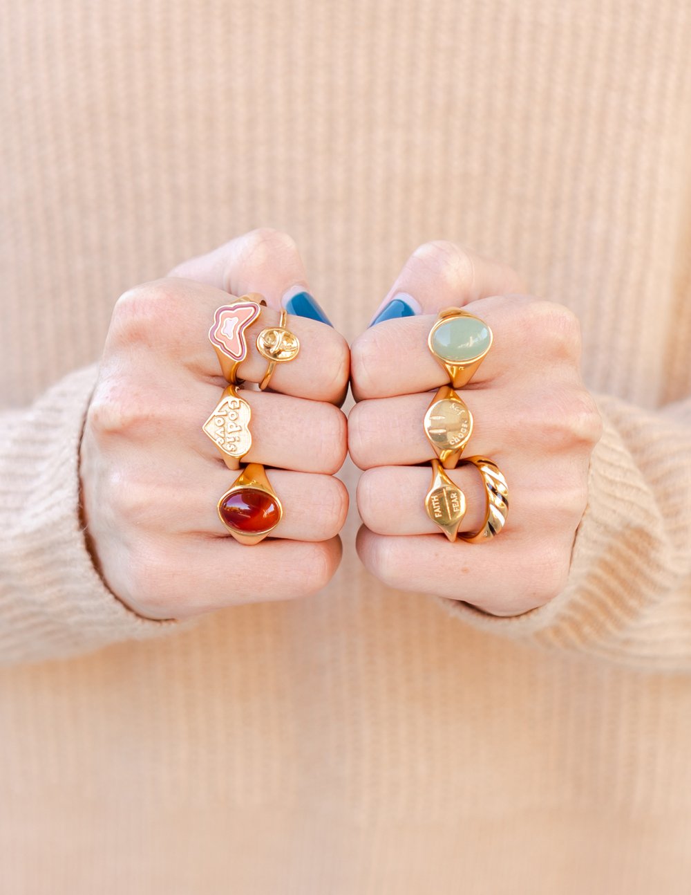 Anillo de mariposa de esmalte rosa
