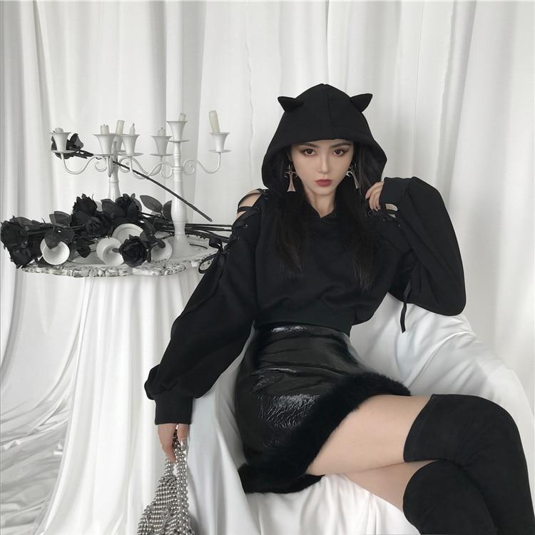 Sudadera con capucha de gato negro
