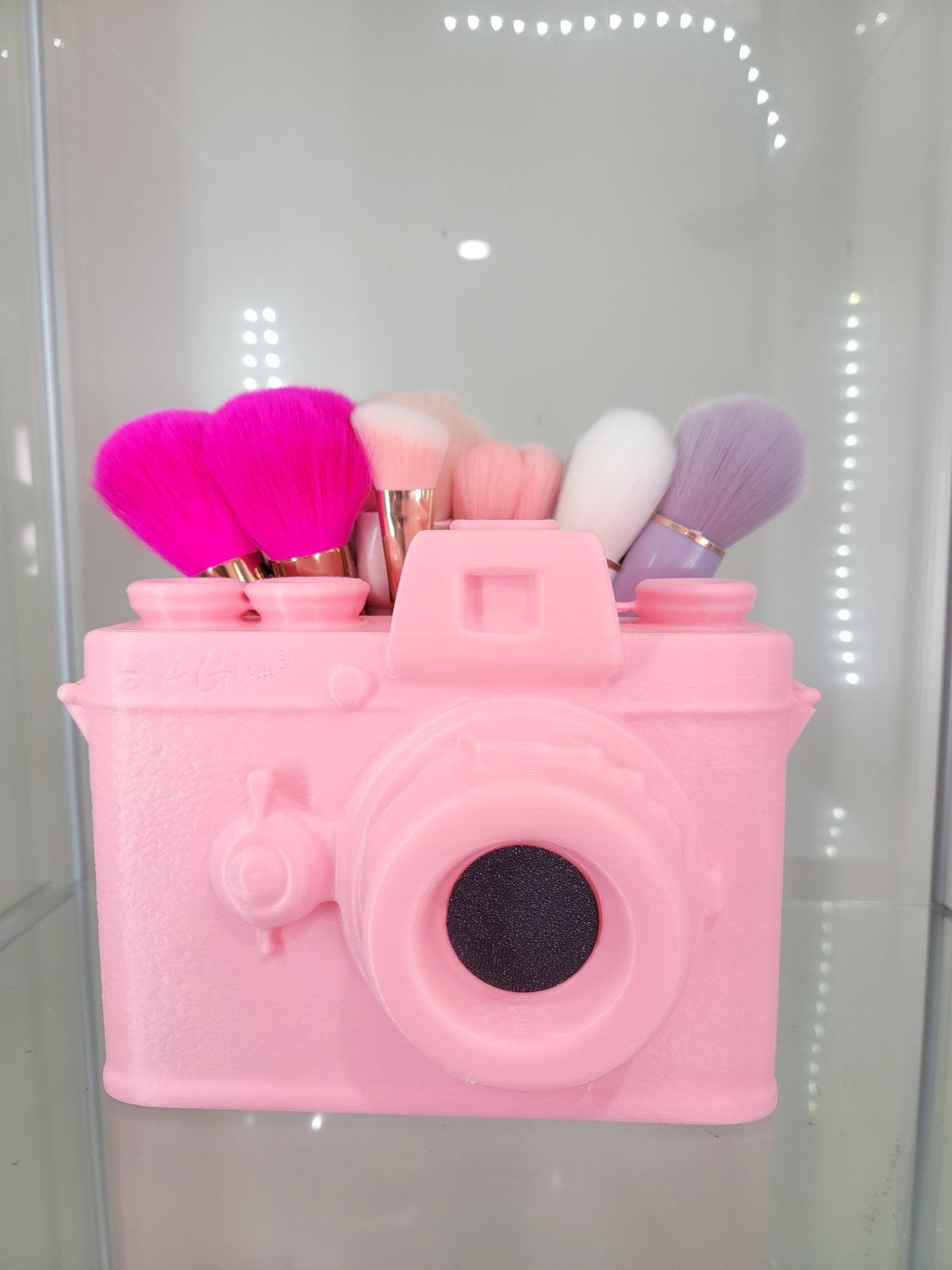 Snap & Store Pink Camera Brush Holder