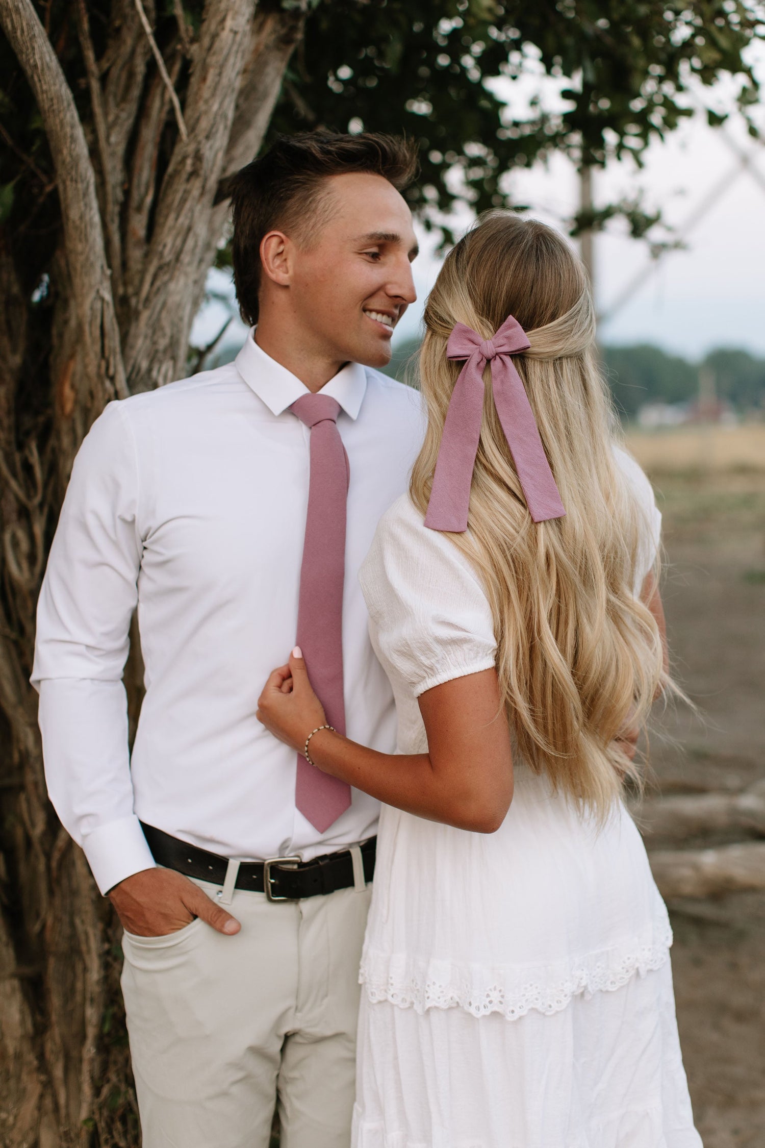 Command Attention with the Thistle Men’s Tie – Refined Lavender Elegance