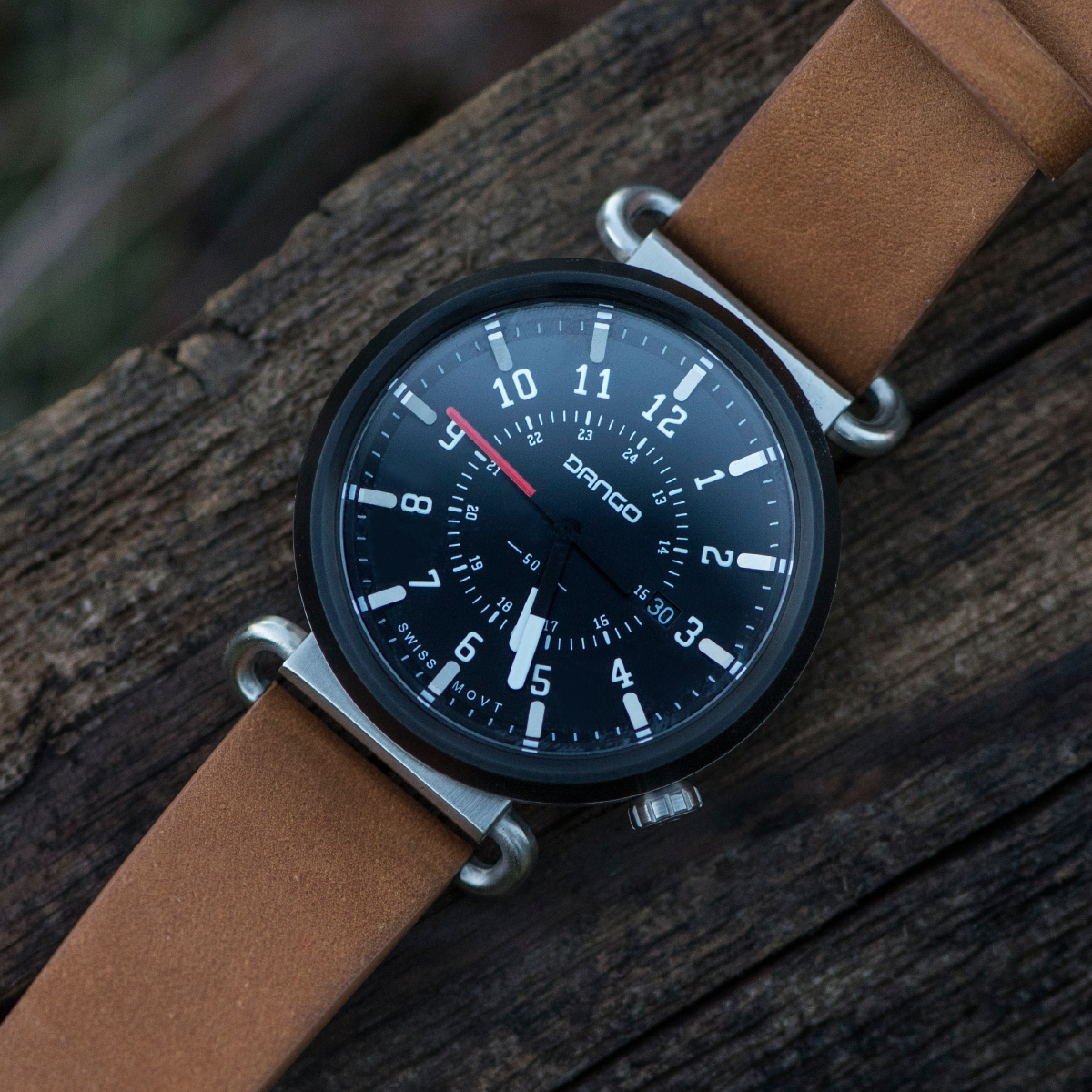 TK-01 - RELOJ TREK CON CORREA DE CUERO ITALIANO - MARRÓN WHISKY