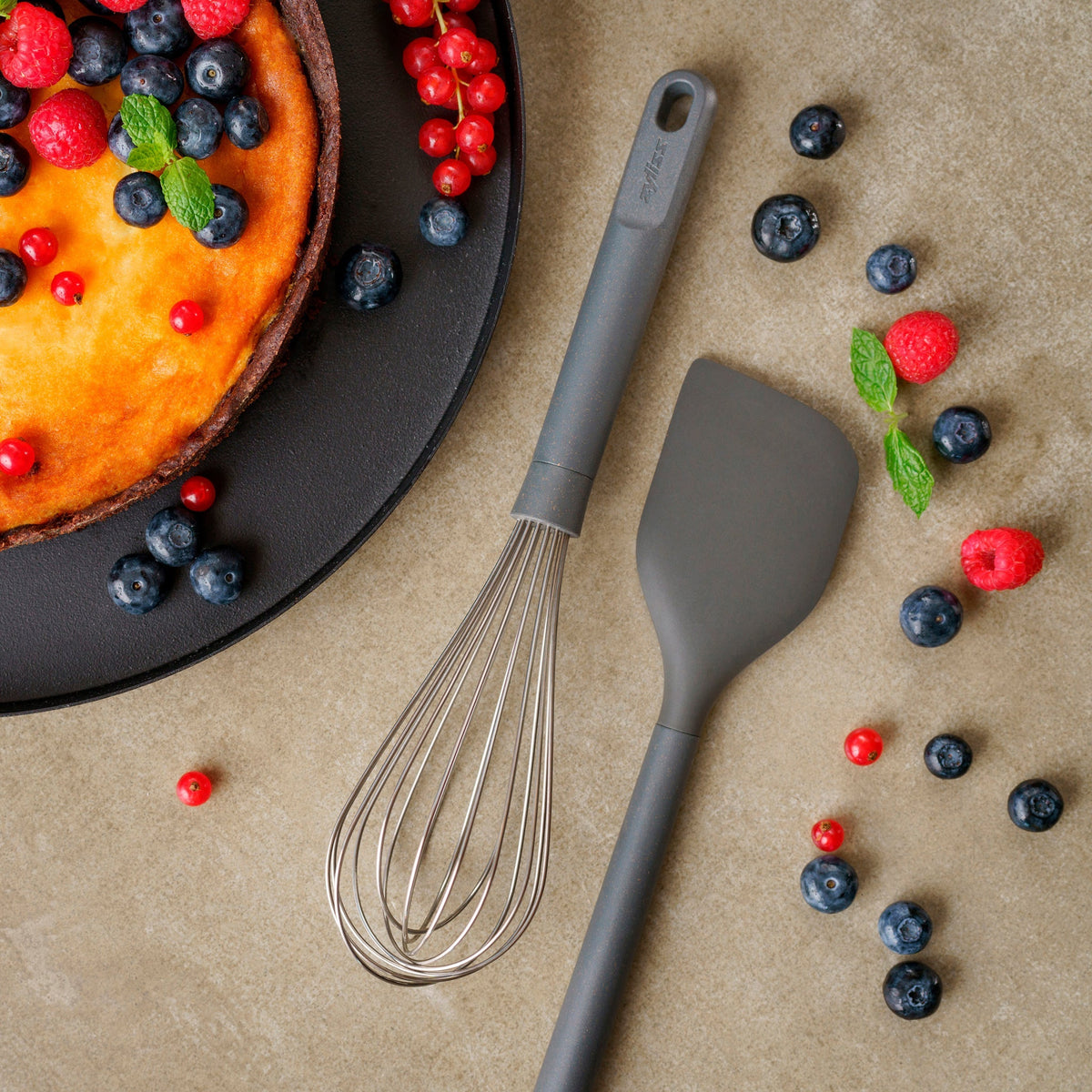 Zyliss 7-Piece Utensil Set (with Storage Bucket)